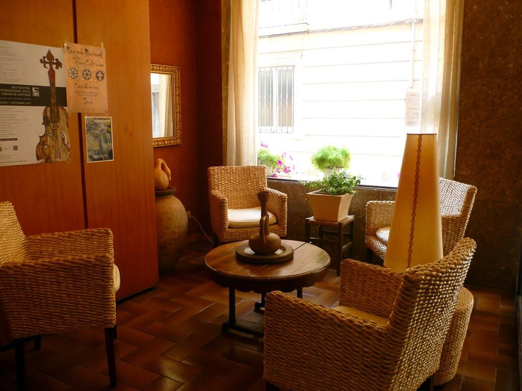 Hotel Pradas Jaca Kültér fotó