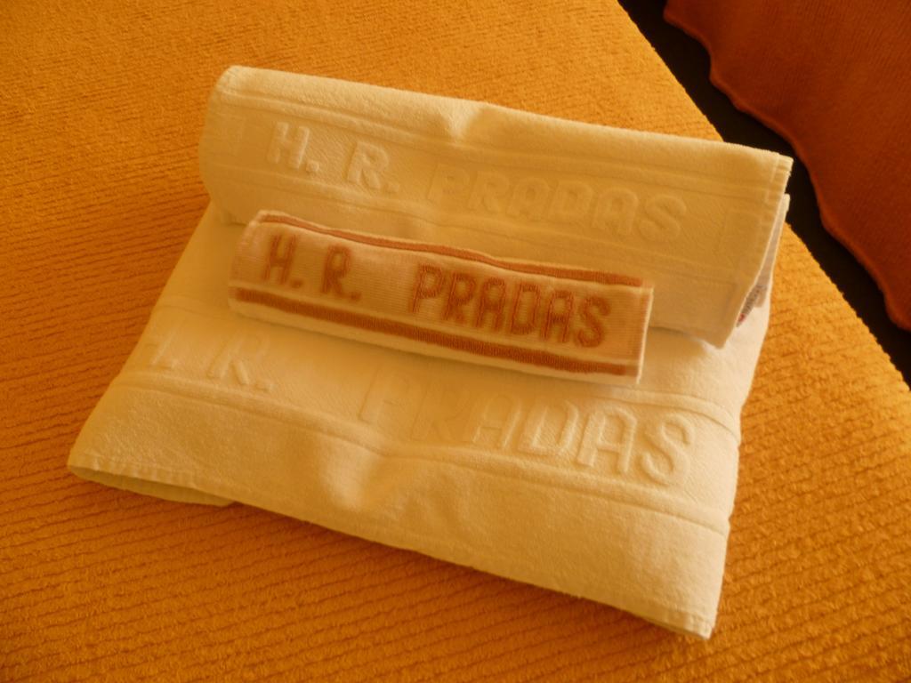 Hotel Pradas Jaca Kültér fotó